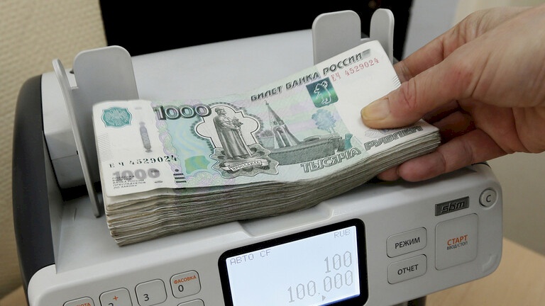 بوتين: إيرادات الميزانية الروسية بدأت في التعافي