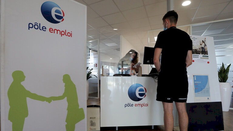 تراجع البطالة في فرنسا لأدنى مستوى في 37 عاما
