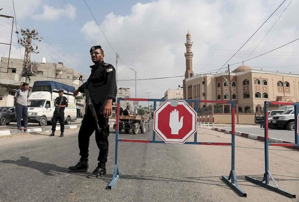 هل ستعود الحكومة الى  الاغلاق الشامل مرة أخرى؟