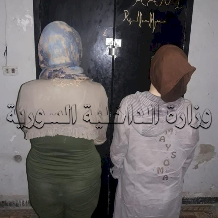 بالصور- عاشرها وهددها بنشر الفيديو فقتلته!