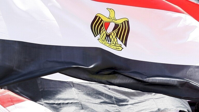 مصري يضرب زوجته بالساطور حتى الموت في المنيا