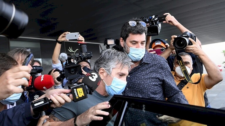 أول تعليق لوالد ميسي بعد اجتماعه برئيس برشلونة