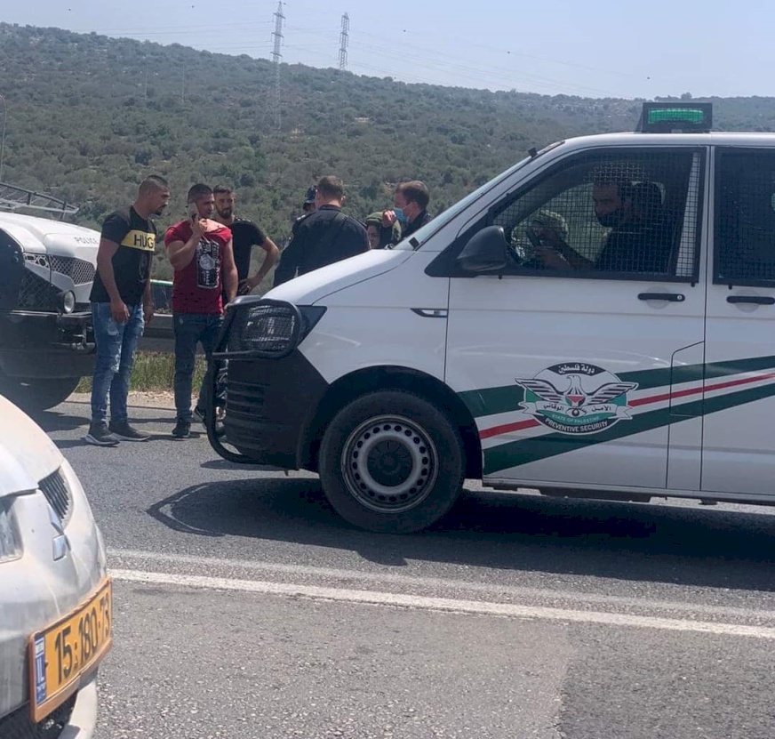 محافظ سلفيت: على حملة الهوية الزرقاء الالتزام بالقوانين والقيم