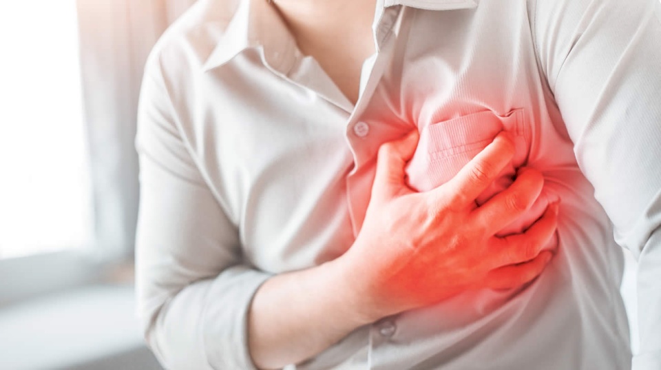 أعراض غير شائعة قد تشير إلى نوبة قلبية وشيكة