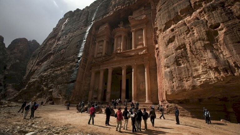 الأردن.. مليار دينار خسائر قطاع السياحة