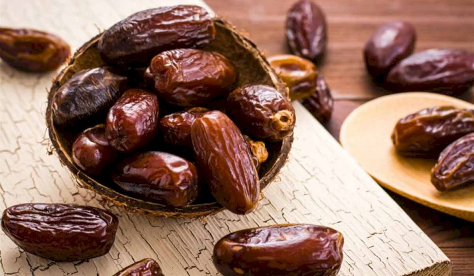 احذر.. هؤلاء الأشخاص محرومون من التمر