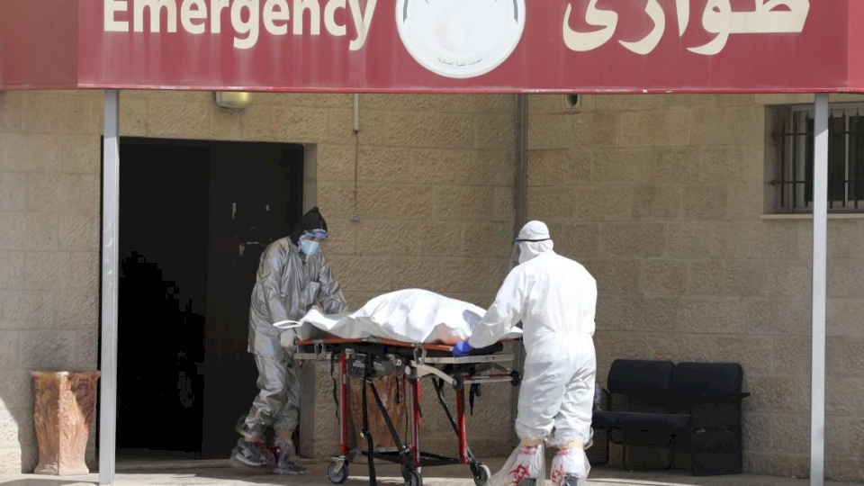 في قلقيلية: مصابة بكورونا تلدُ طفلها وتموت!