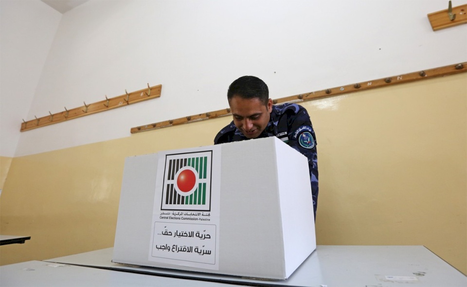 السبت المقبل: فلسطين تحدد موعد الانتخابات!