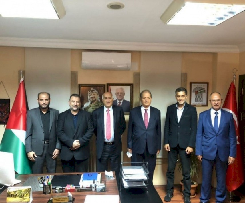 حركة فتح  لصدى: وفد فتح بقيادة الرجوب يصل القاهرة لبحث عدة ملفات فلسطينية هامة