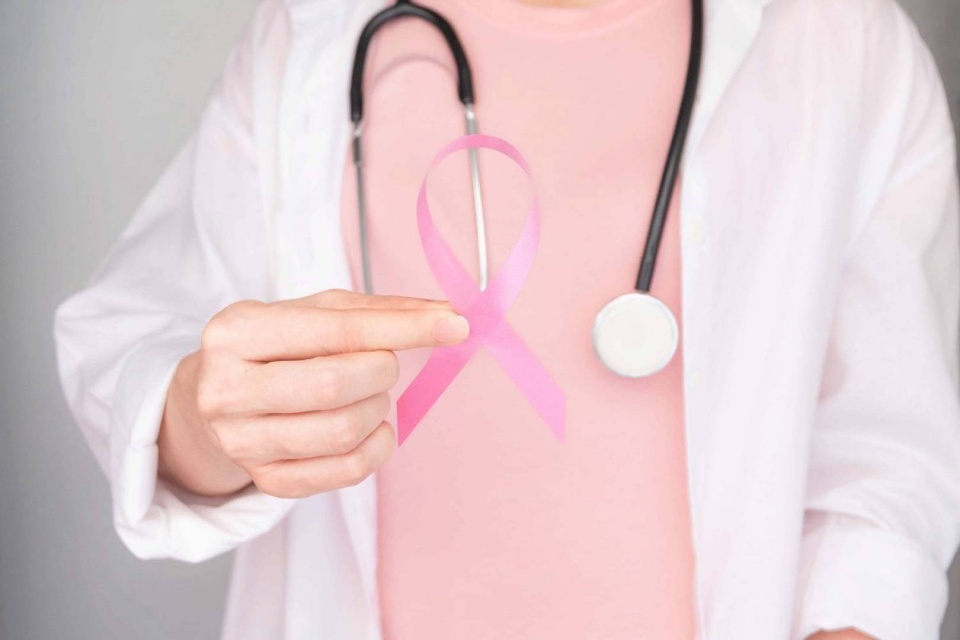 الصحة تكشف عن أكثر السرطانات قتلاً للنساء في فلسطين