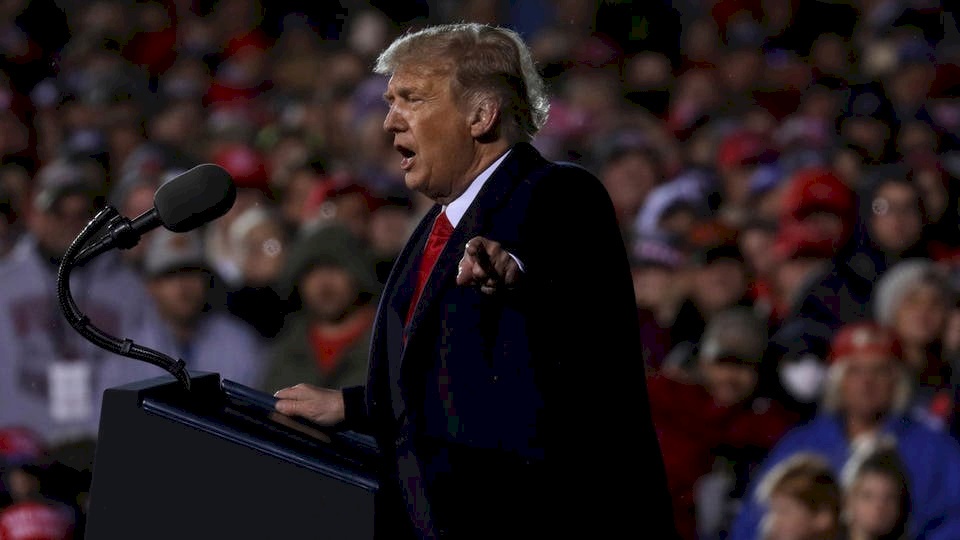 اشتباك متواصل.. ترمب عن بايدن: كشفته وحاسبته