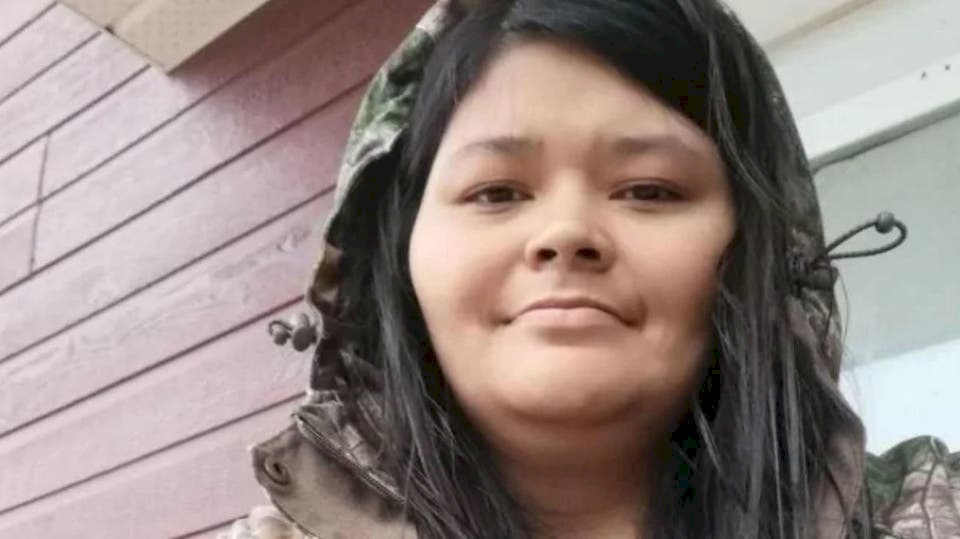 فيديو عنصري في كندا.. امرأة تحتضر والطاقم الطبي يضحك