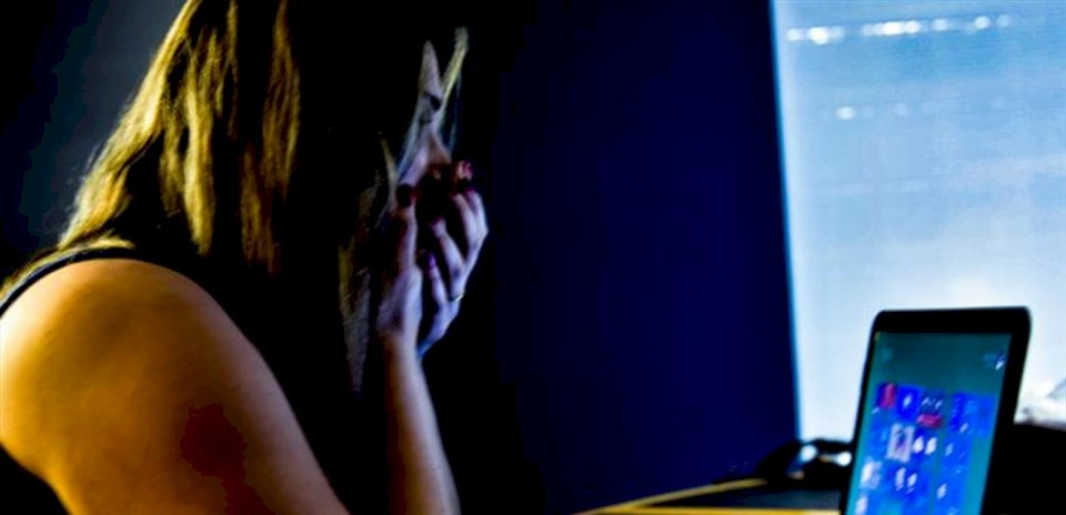 مصر.. استغاثة كشفت جريمة جنسية ضحيتها فتيات ثريات وزوجة مشهور