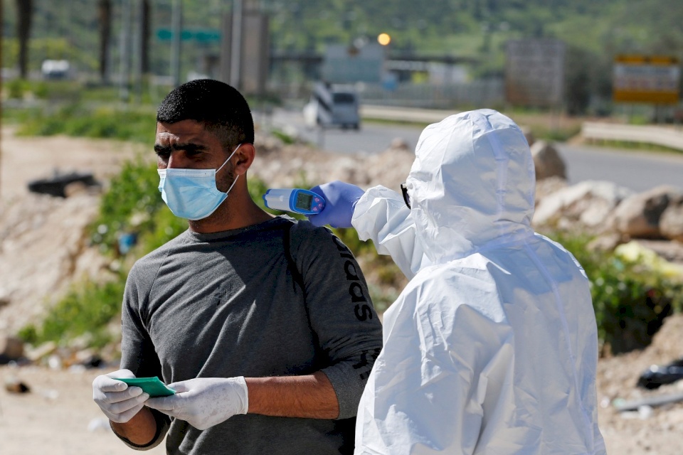 الضفة وغزة: 4 وفيات و416 إصابة جديدة بكورونا وتعافي 631