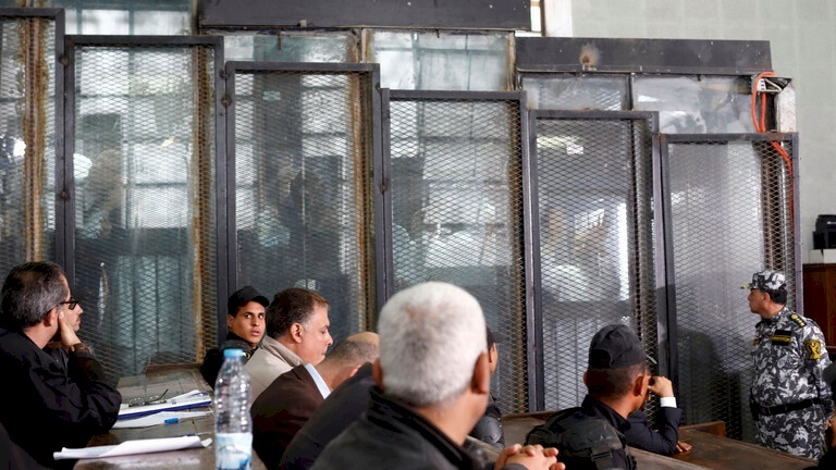 متهم على منصة الإعدام في مصر يعترف بتفاصيل مثيرة