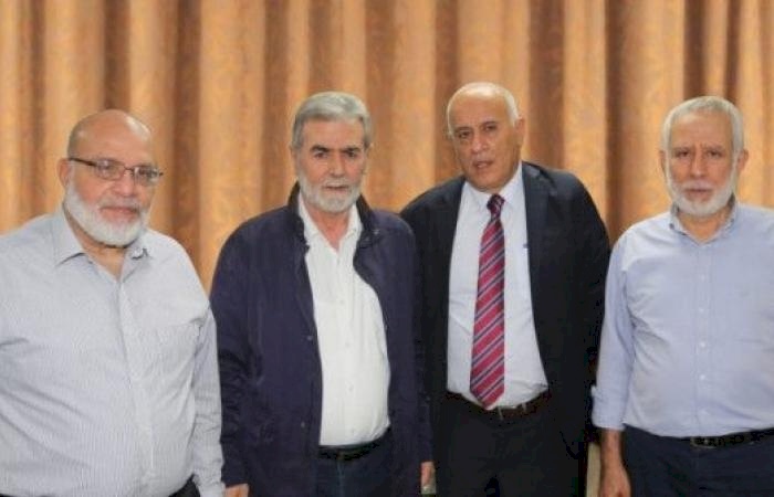 الكشف عن تفاصيل اجتماع الرجوب والنخالة في بيروت