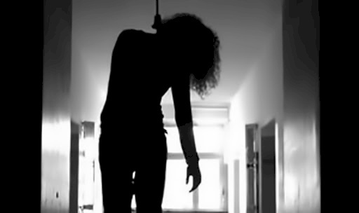 صورة- الوسط الفني مصدوم بانتحار فنانة شابة!
