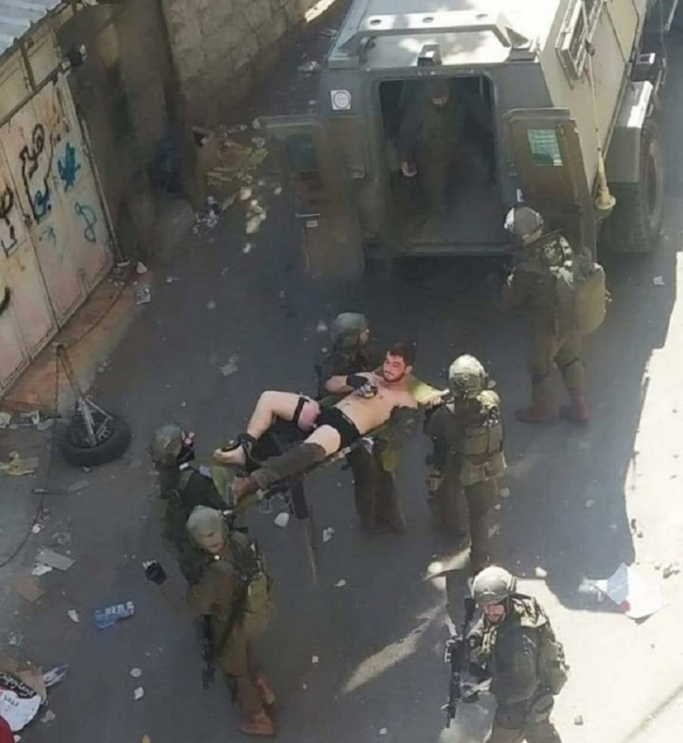  صور وفيديو: اصابة جندي اسرائيلي و 10 شبان في مواجهات مخيم الامعري