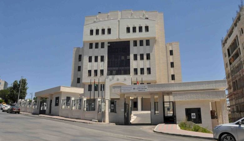 الحكومة تتوجه  لإمتلاك مباني المحافظات والوزارات في الضفة الغربية