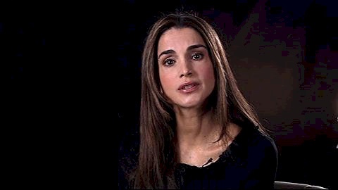 الملكة رانيا تعلق على "جريمة الزرقاء"