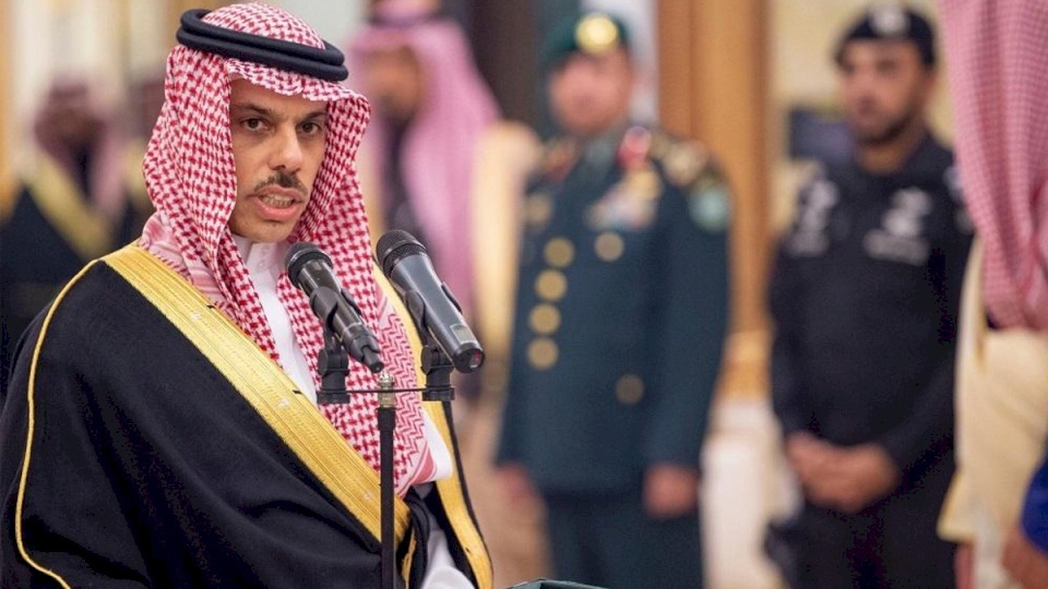 السعودية تتوقع اتفاقاً "قريباً" ينهي الأزمة الخليجية
