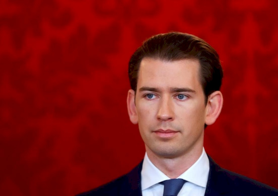 النمسا تعلن عن إصابة وزير خارجيتها بكورونا