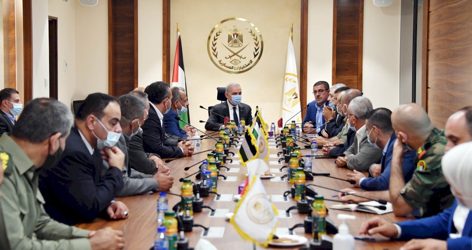 اشتية: سنُحارب الفلتان والفوضى ولن نتهاون 