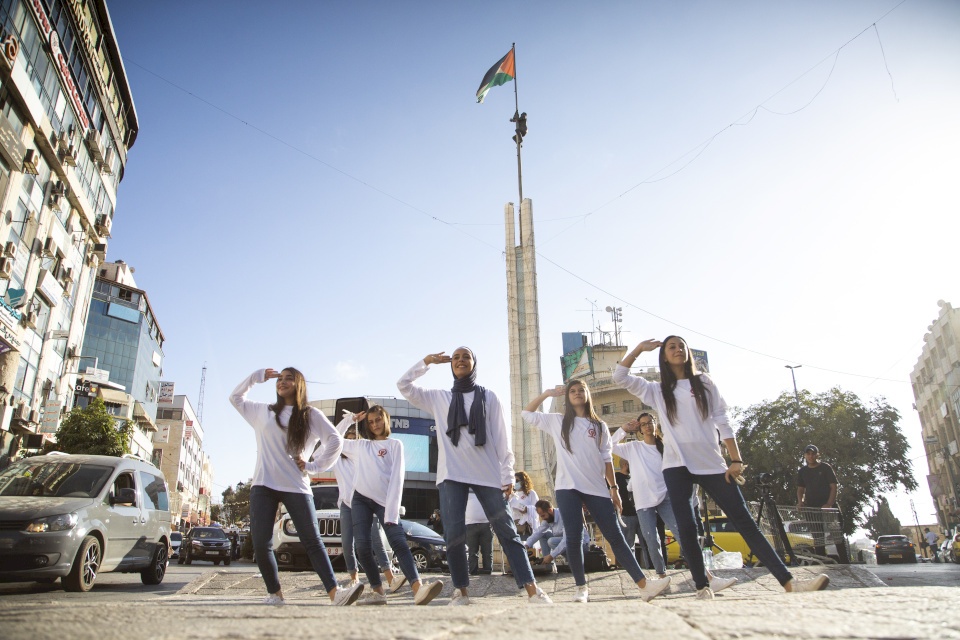 حملة "صوتِك مهم" تطلق أولى فعالياتها وسط مدينة رام الله