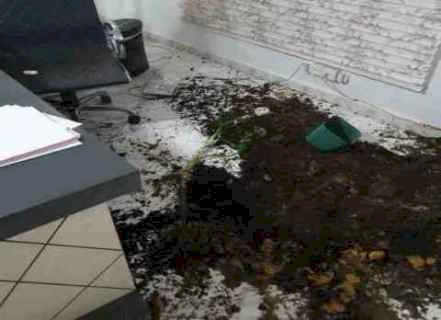  ليبي يقتحم السفارة الفلسطينية بنواكشوط لحرقها! 