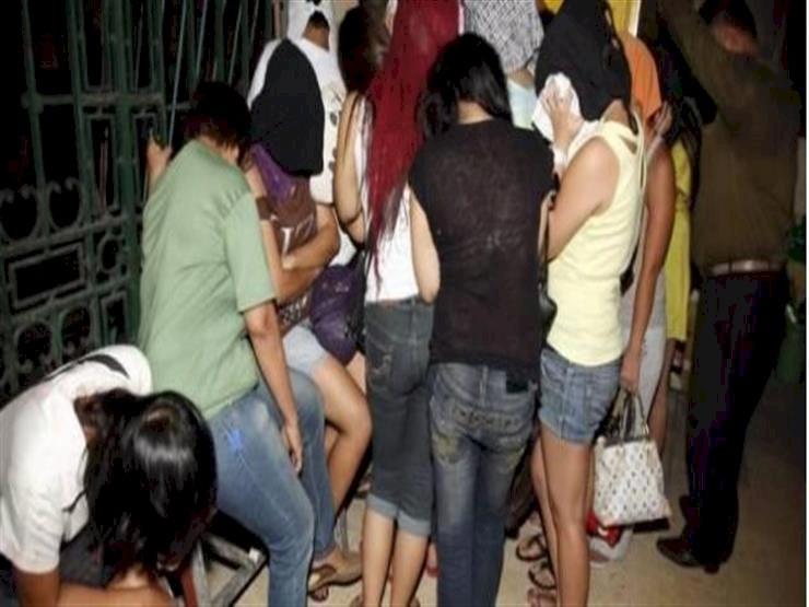 الأصوات الصادرة قادت شرطة عمان لأكبر وكر دعارة في  سلطنة عمان !