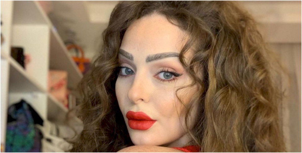 بعد زواج شقيقتها ديانا.. زين كرزون بالفستان الأبيض (صورة)