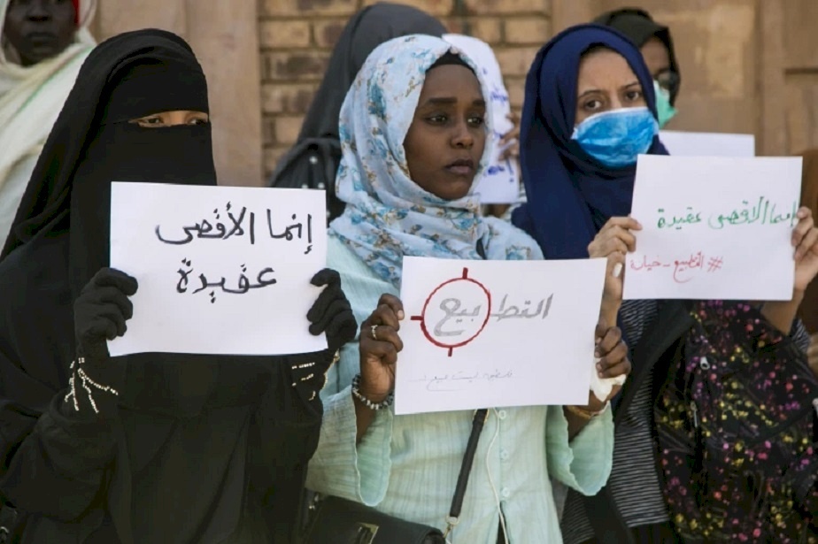تطبيع السودان وإسرائيل.. حزب المهدي ينفي تصريحات البرهان 