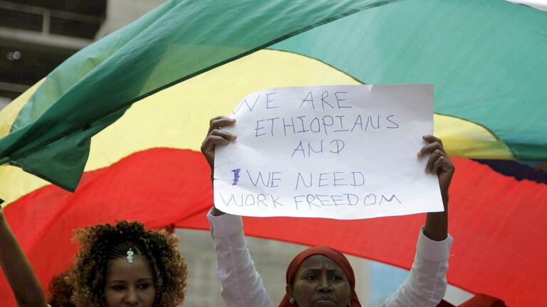 عاملة أثيوبية تطعن عجوزين في لبنان