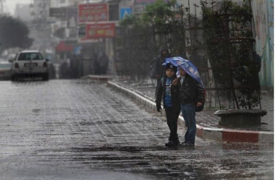 تطورات المنخفض الجوي.. الأرصاد: الأمطار تشتد فجراً وتتوزع على مختلف المناطق