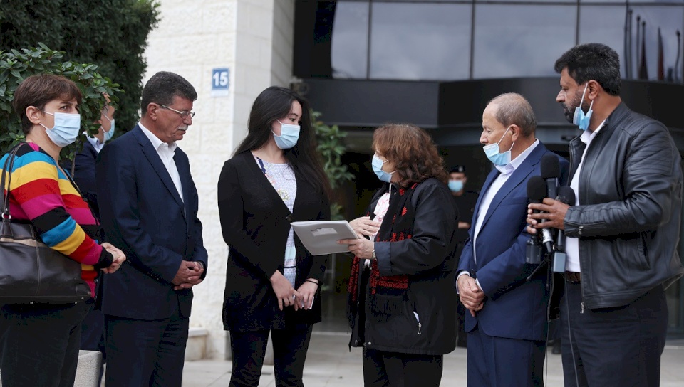 أوضاع الأسرى تزداد خطورة ومطالبات بالإفراج عن المرضى وكبار السّن