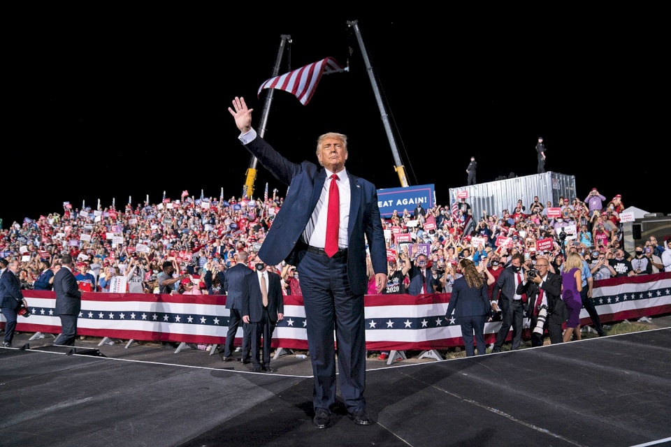 رغم اقتراب بايدن.. هل يمكن لترامب الفوز بالانتخابات الأمريكية؟