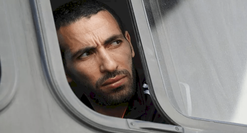 أبو تريكة يطالب ترامب باستخدام تقنية "الفار"... صورة