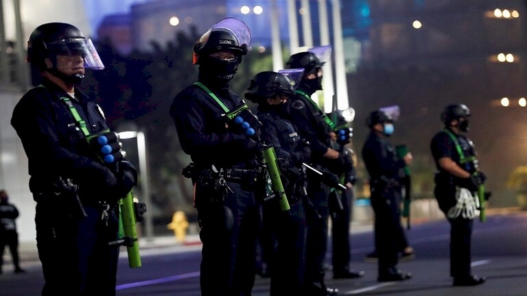 أمريكا: توقيف رجل هدد بتنفيذ مجزرة حال فوز بايدن