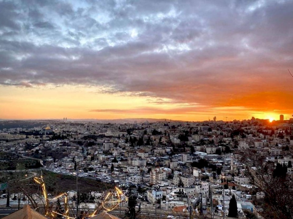 حالة الطقس: أجواء غائمة باردة وفرص سقوط الأمطار ضعيفة