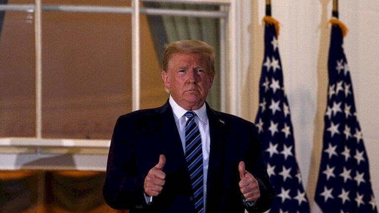 تقارير.. ترامب ينوي إقالة مديري الـFBI والـCIA