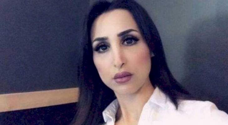 هند القحطاني تنجو من حادث سير مروع وتفزع ابنتها (فيديو)