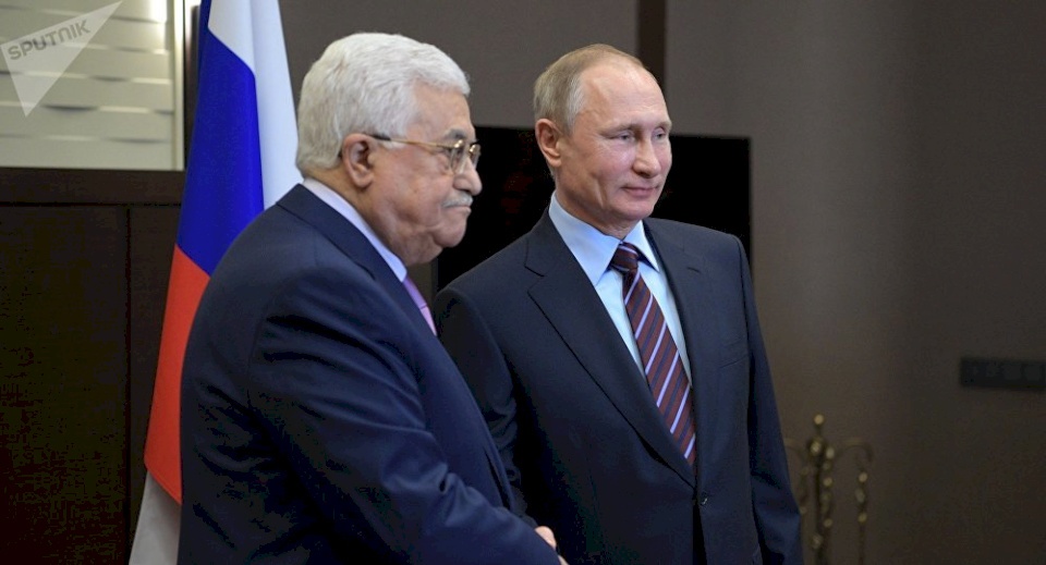 بوتين: أبو مازن شخصية محنكة وصديق مخلص