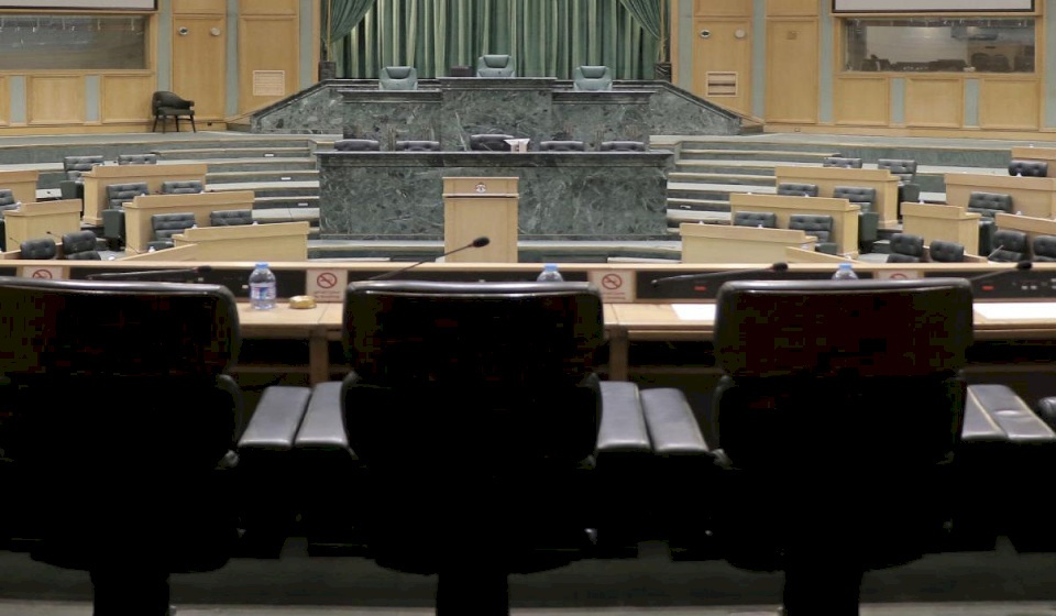 الأردن: 31 نائباً قد يفقدون مقاعدهم بالبرلمان قبل دخوله