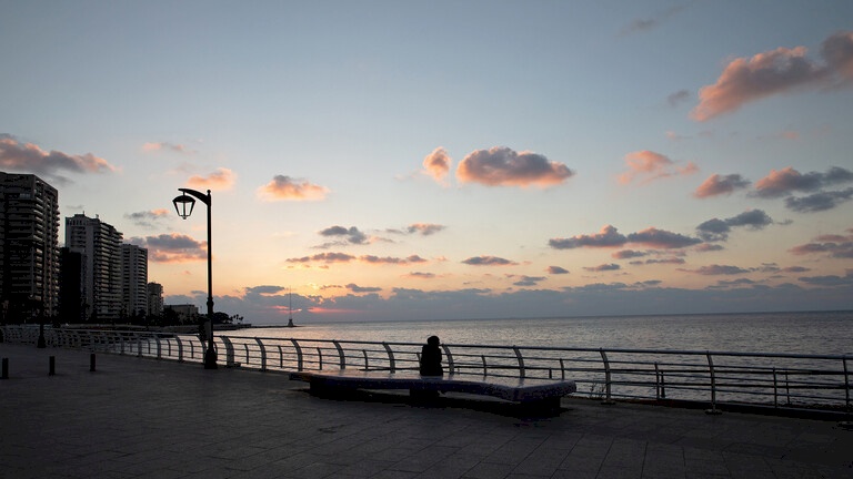 لبنان.. بدء الإقفال التام للحد من تفشي كورونا