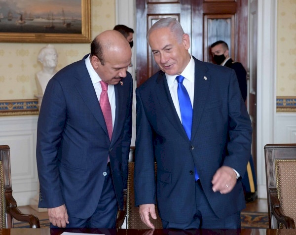 وزير الخارجية البحريني يصل إسرائيل الأربعاء 