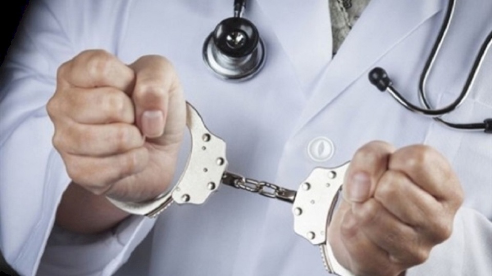 اتهام طبيب سعودي في ألمانيا بالتحرش والإهانة الجنسية