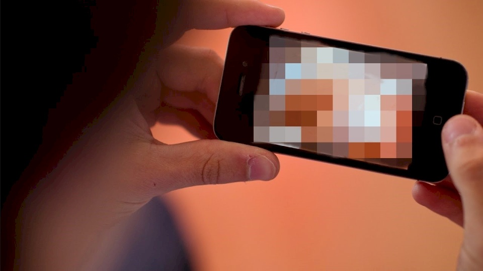 إسرائيل تدخل على خط "فتيات الإباحة" في مصر