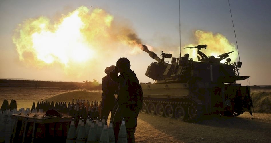 دبابة تُطلق قذائف بدون إذن والقبة الحديدية لا تعمل وجيش الاحتلال يحقق