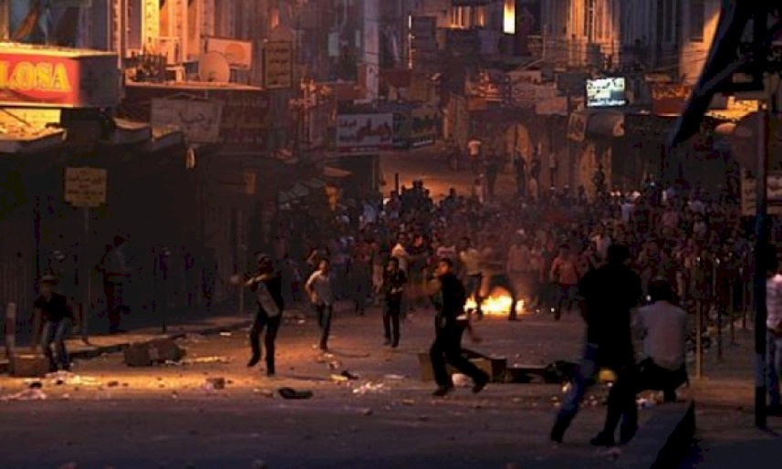 صور- مواجهات بين الأمن وشبان في مخيم بلاطة 