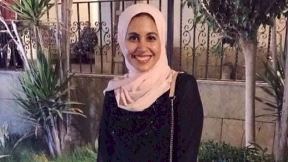 (فيديو) مصر.. احتفاء بحكم إعدام قتلة "فتاة المعادي" سحلاً